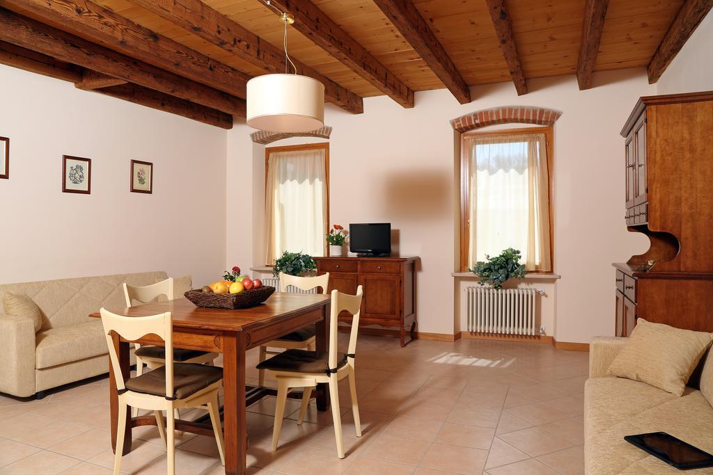 Residence Borgo Mondragon Lazise Rom bilde