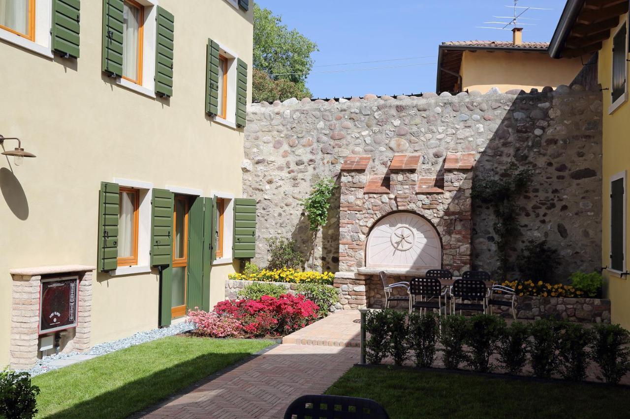 Residence Borgo Mondragon Lazise Eksteriør bilde