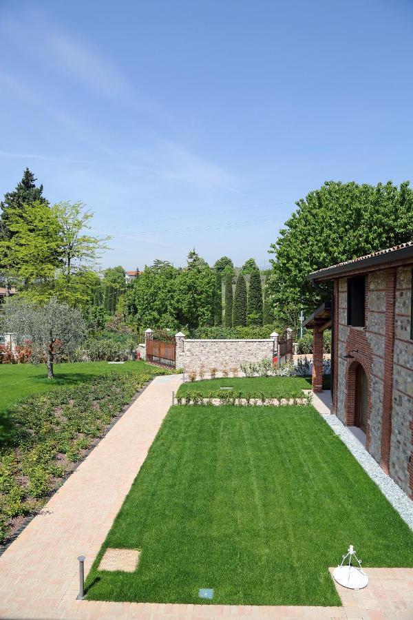 Residence Borgo Mondragon Lazise Eksteriør bilde