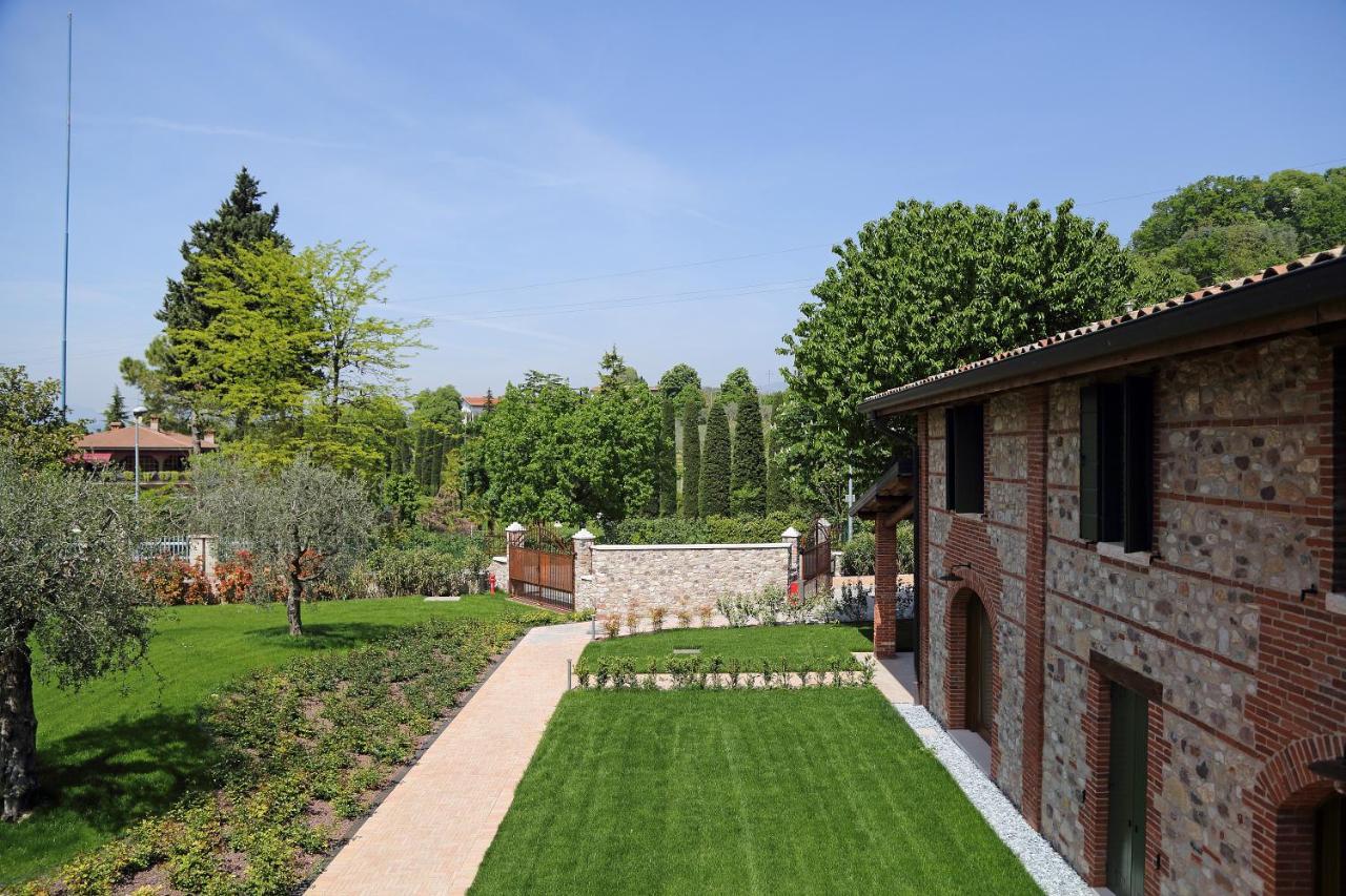 Residence Borgo Mondragon Lazise Eksteriør bilde