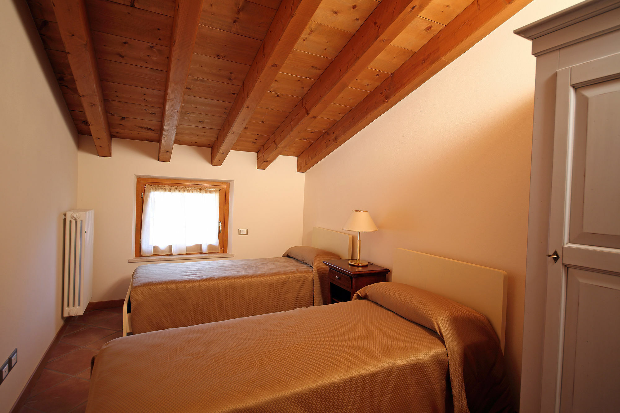 Residence Borgo Mondragon Lazise Eksteriør bilde